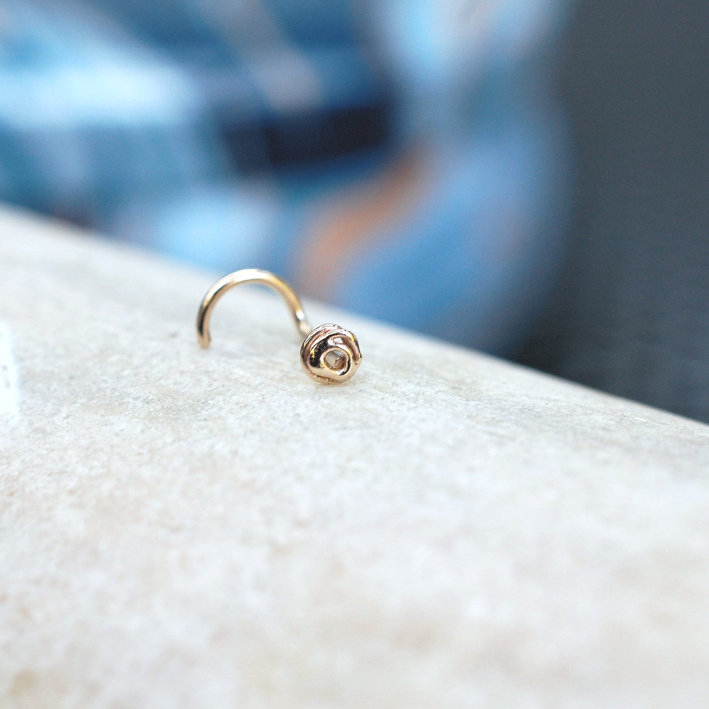 tiny gold scribble nose stud