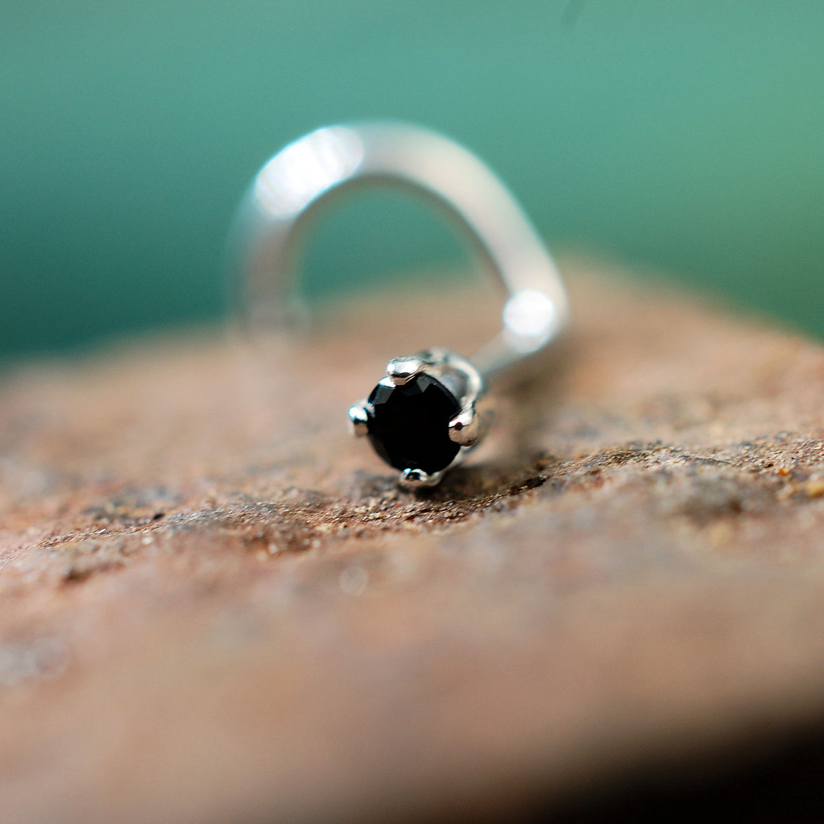 black diamond style nose stud