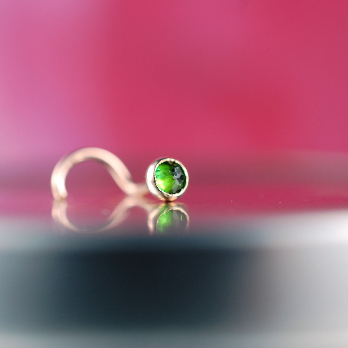Chrome Diopside Rose Gold Nose Stud