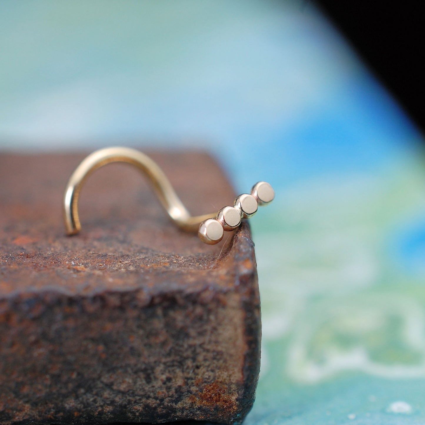 gold bar nose stud