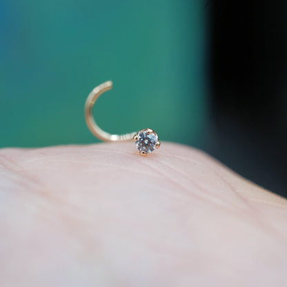 gold nose stud with zirconia
