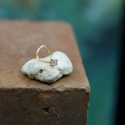 nose stud with 2mm stone in gold