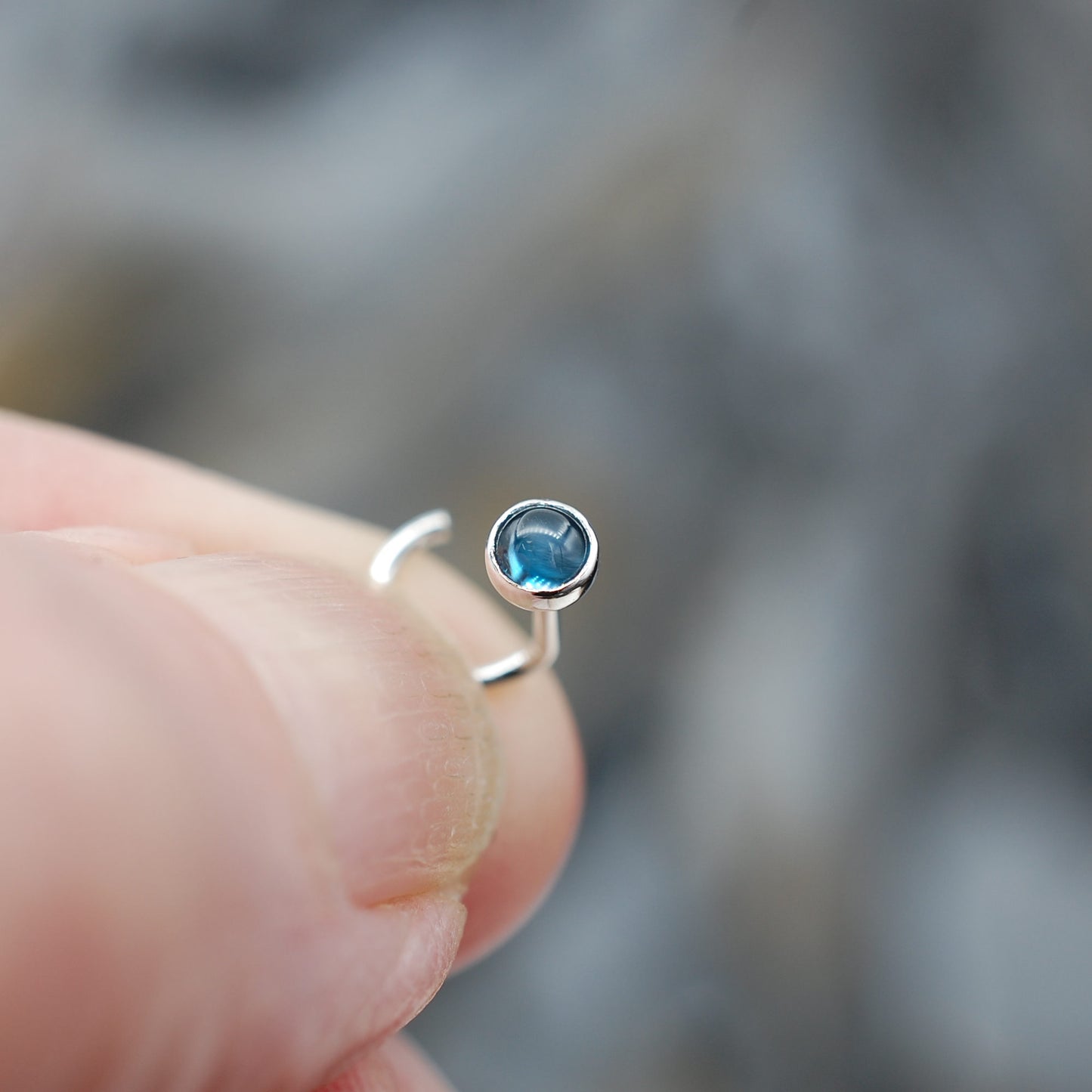 silver nose stud with 3mm london blue topaz gemstone