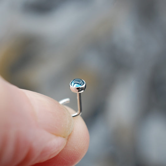 london blue gemstone nose stud in silver
