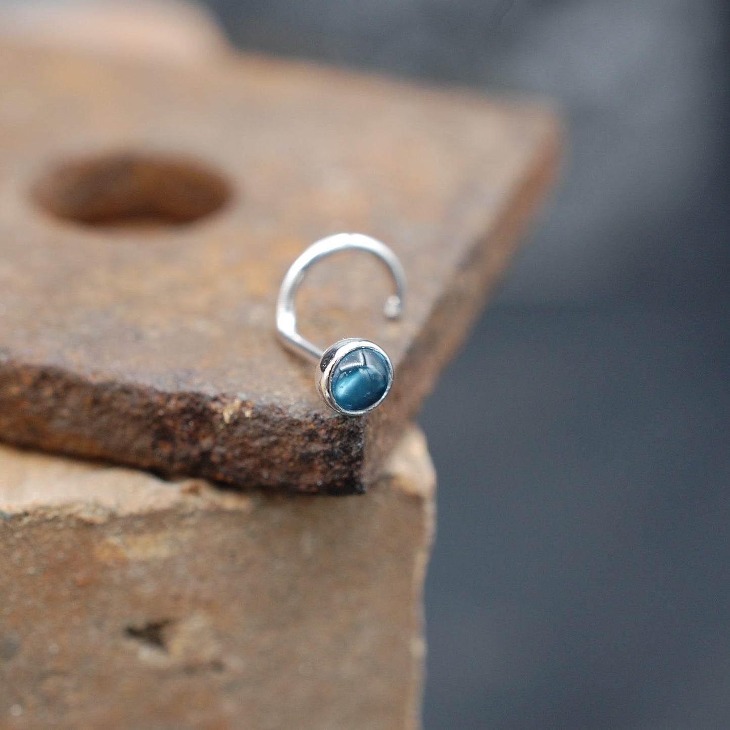 3mm nose stud in silver with london blue topaz stone