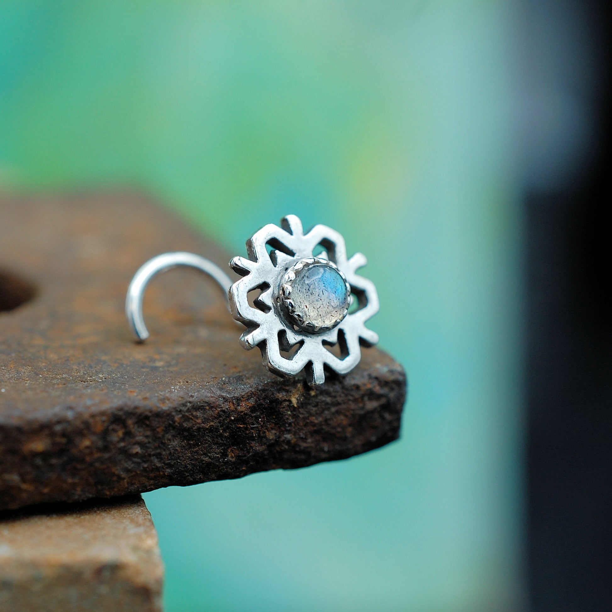 silver nose stud snowflake with labradorite