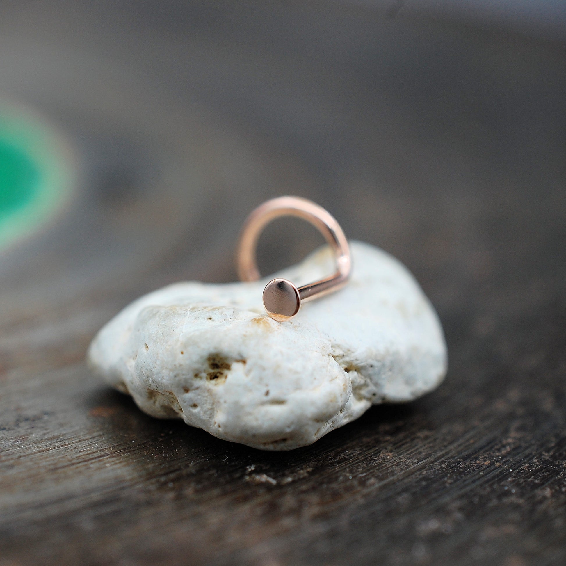 2mm rose gold dotted nose stud