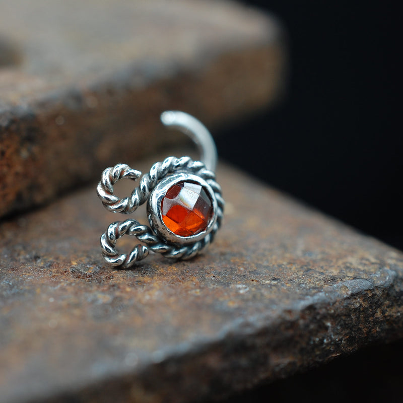 files/Red_rose_cut_4mm_zirconia_twist_1.jpg