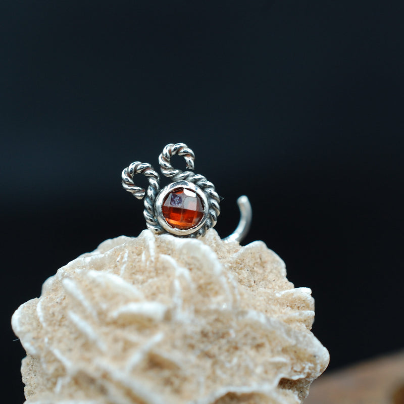 files/Red_rose_cut_4mm_zirconia_twist_5.jpg