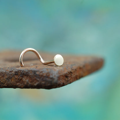 flat gold dot nose stud