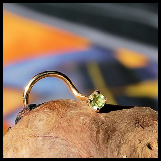 14k yellow gold nose stud