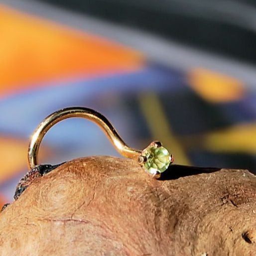 14k yellow gold nose stud
