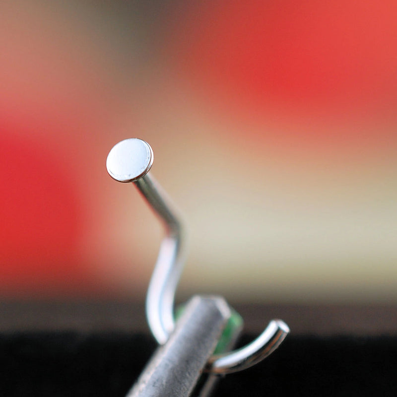 products/2mm_sterling_silver_spot_4B.jpg