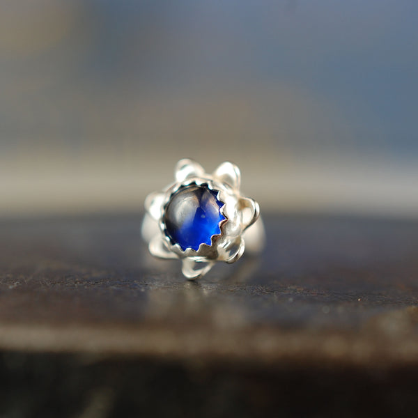 nickel-free sterling silver nose stud with sapphire gemstone