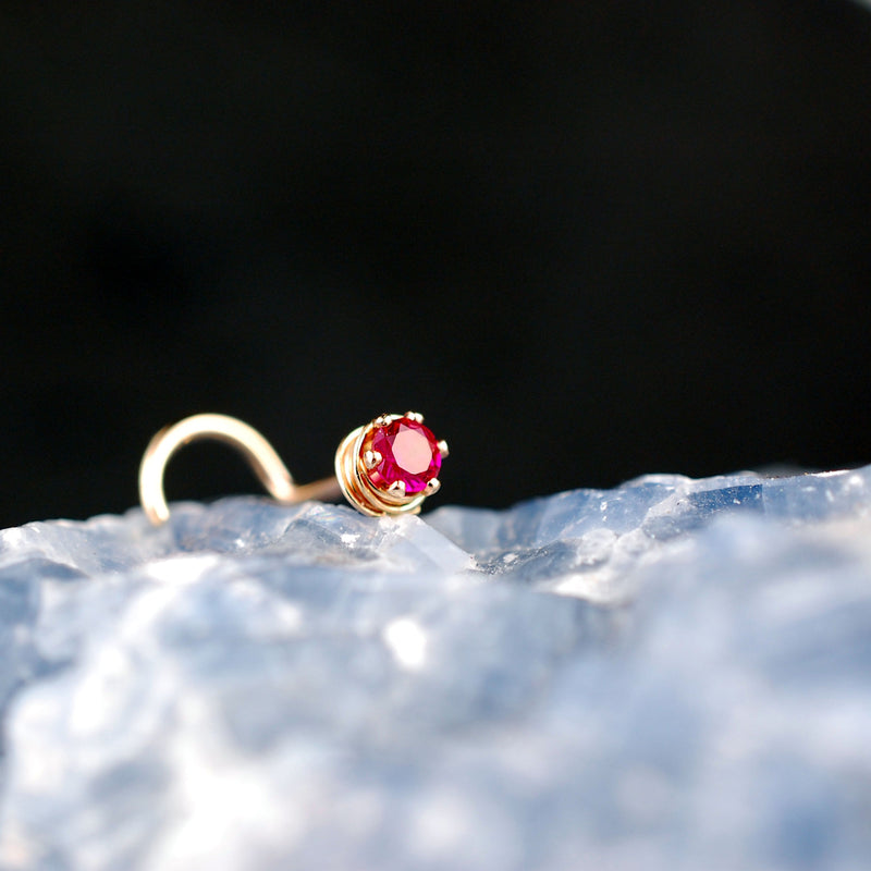 products/ATU_gold_3mm_ruby_2.jpg