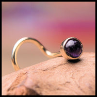 14K gold nose stud