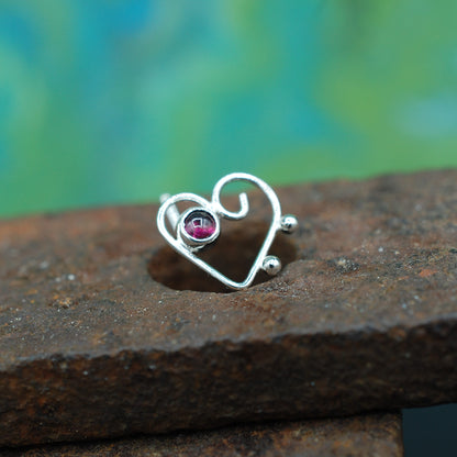 Big heart garnet nose stud