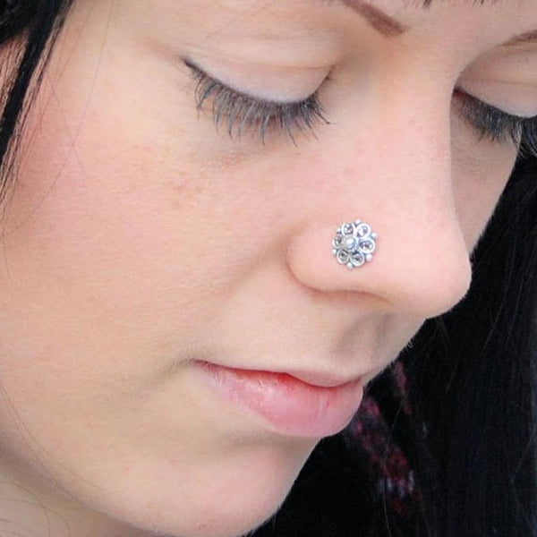 Flower shop nose stud