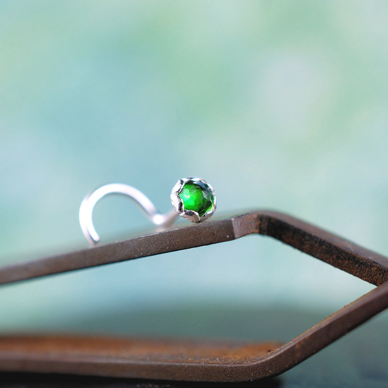 products/ChromeDiopsidesilverfancy3.jpg
