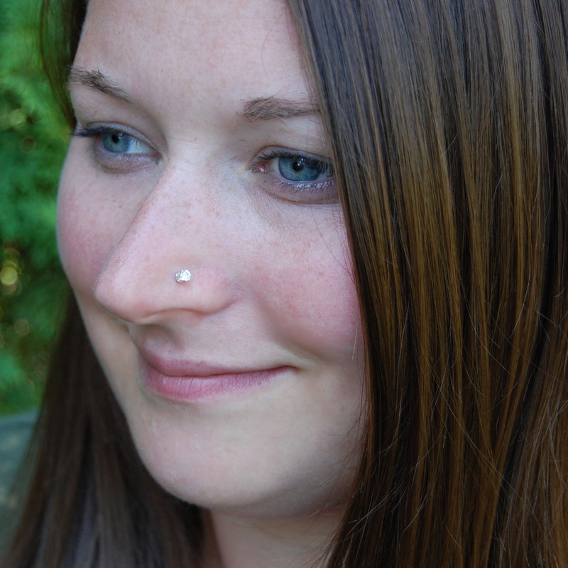 Diamond stud in nose sale