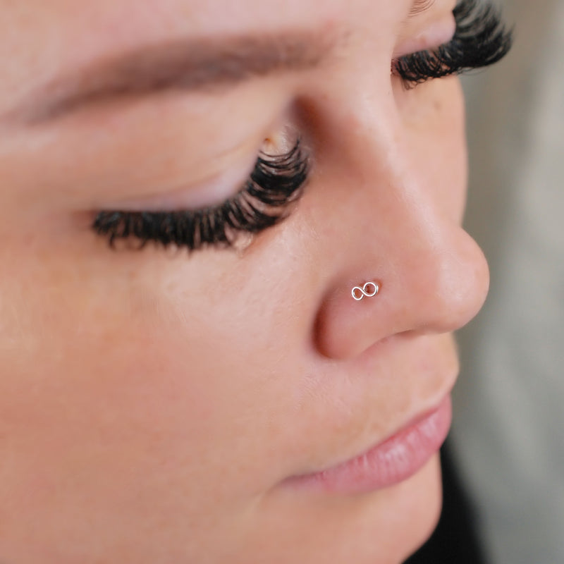 products/Infinity_silver_ashli_2.jpg