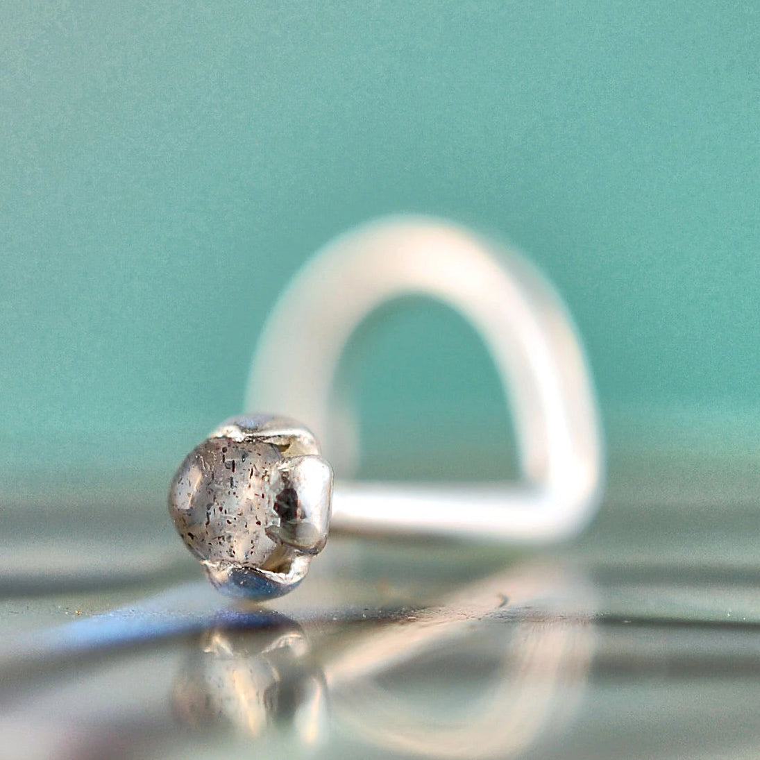 2mm labradorite nose stud