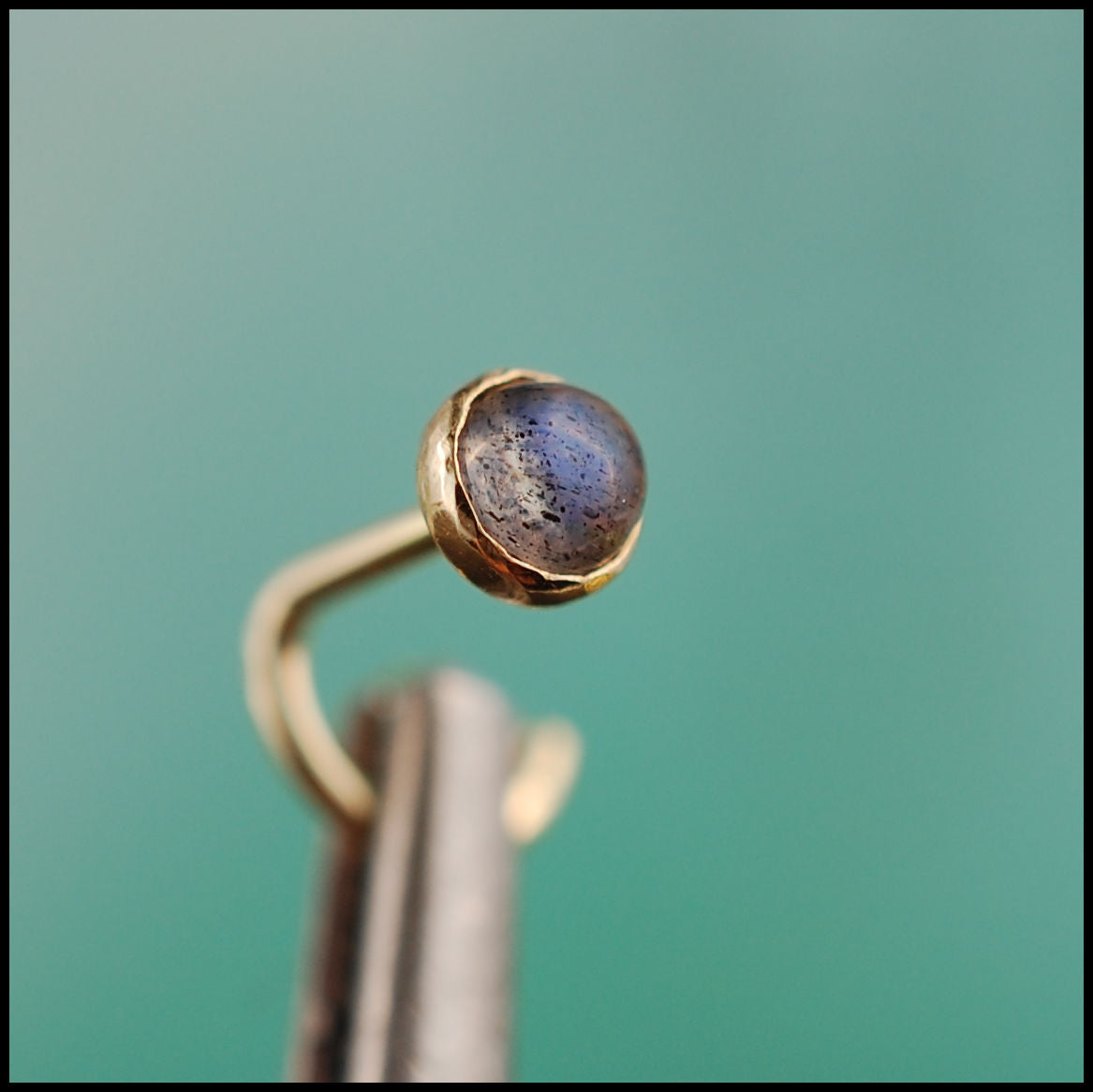 14k yellow gold nose stud