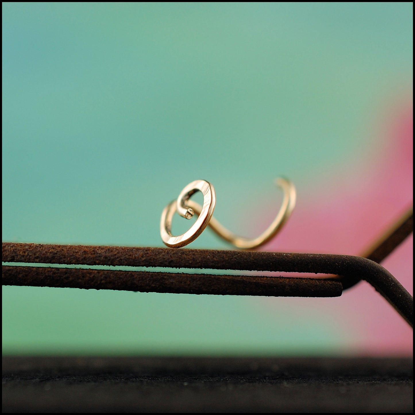 gold spiral nose stud