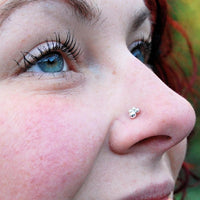 nose stud in nickel-free sterling silver