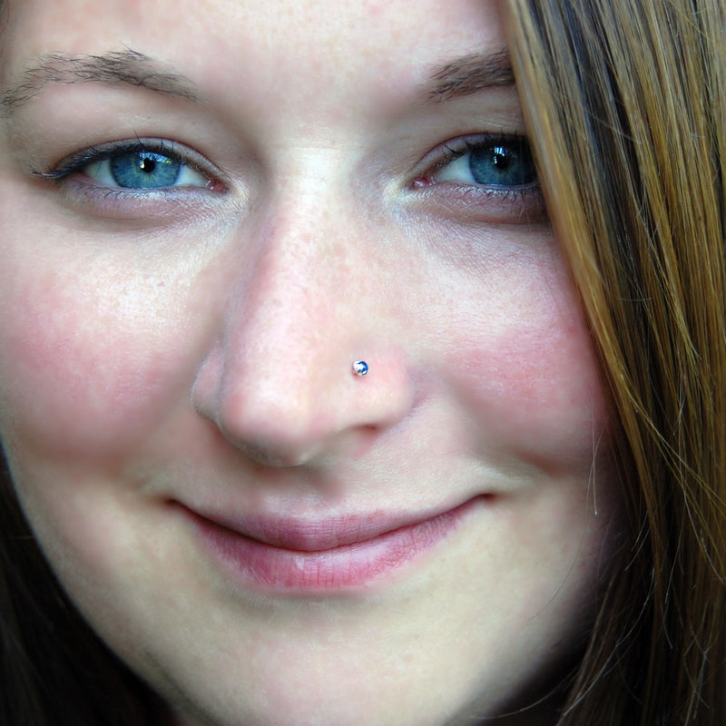 products/Sapphire_2mm_cab_in_silver_Ashley_1.jpg