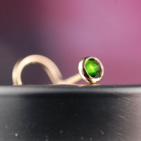 Chrome Diopside Gold Nose Stud