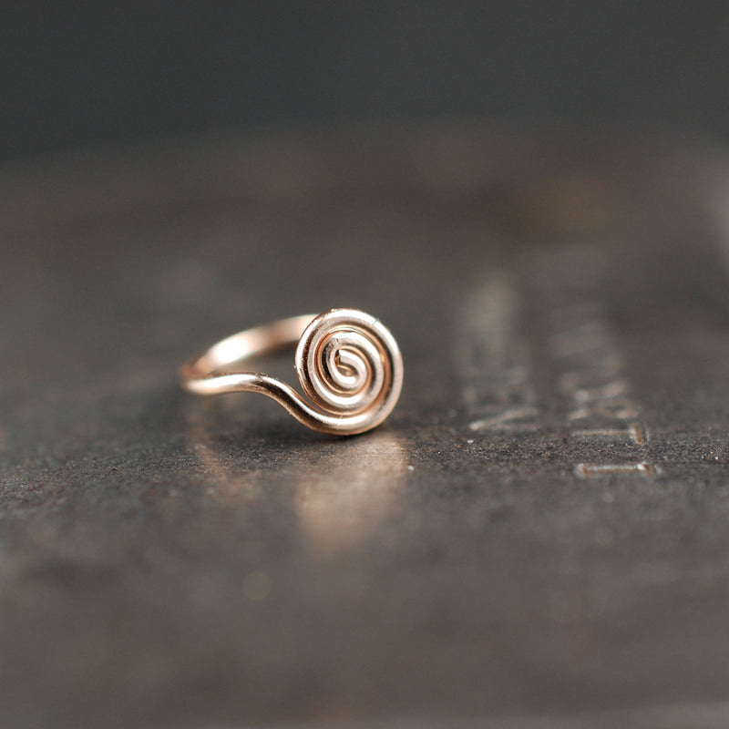 Buy Spiral Rings Designs Online in India - Joyalukkas