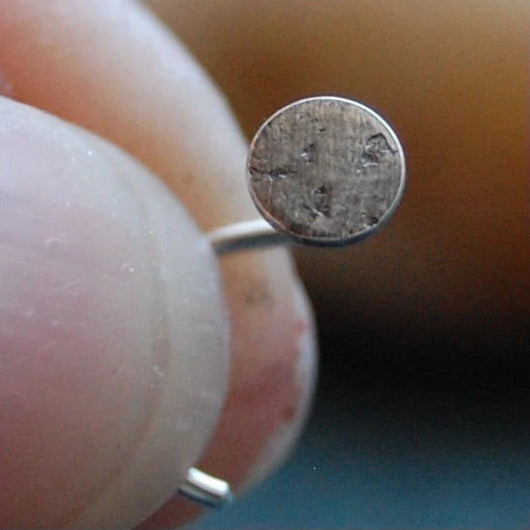 flat to the nose sterling silver nose stud