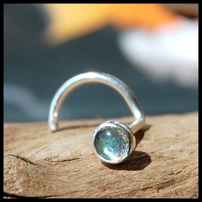 nickel-free sterling silver nose stud with labradorite
